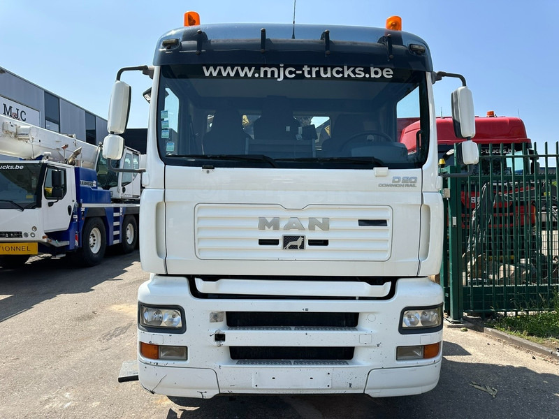 MAN TGA 26.310 6X2 HOOKLIFT + CRANE COPMA 160.4 + JIB J2 + WINCH - RADIO - LIFT + STEERING AXLE - EURO 3 - BE - Вантажівка з маніпулятором: фото 3 MAN TGA 26.310 6X2 HOOKLIFT + CRANE COPMA 160.4 + JIB J2 + WINCH - RADIO - LIFT + STEERING AXLE - EURO 3 - BE - Вантажівка з маніпулятором: фото 3