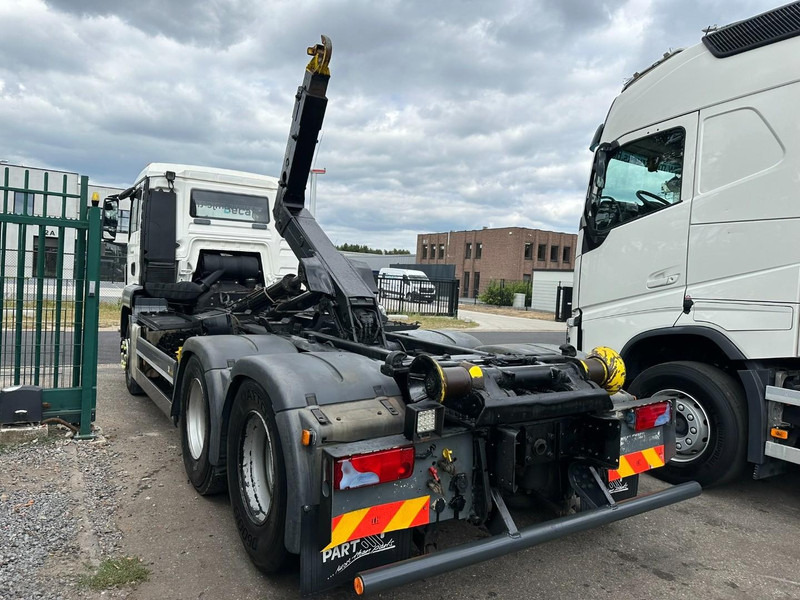 MAN TGS 28.360 6x2 HOOKLIFT 21T HIAB MULTILIFT XR21-S51 - LIFT AXLE - BE TRUCK - Гаковий мультиліфт вантажівка: фото 4 MAN TGS 28.360 6x2 HOOKLIFT 21T HIAB MULTILIFT XR21-S51 - LIFT AXLE - BE TRUCK - Гаковий мультиліфт вантажівка: фото 4
