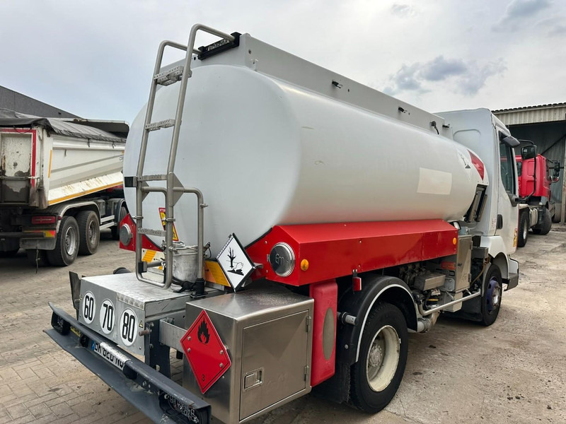 Renault MIDLUM 150 FUEL TANKER / CITERNE MAZOUT - 6500L - 3 COMPARTIMENTS - *ENGINE PROBLEM* - Вантажівка цистерна: фото 3 Renault MIDLUM 150 FUEL TANKER / CITERNE MAZOUT - 6500L - 3 COMPARTIMENTS - *ENGINE PROBLEM* - Вантажівка цистерна: фото 3