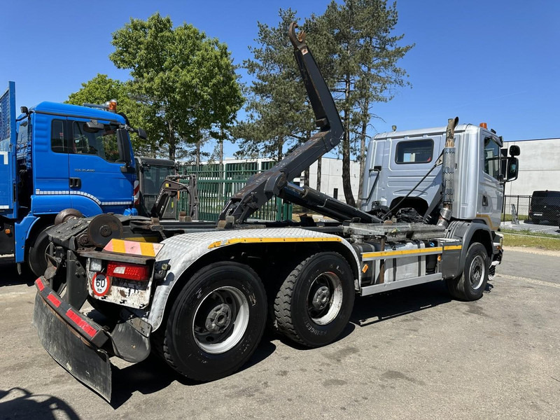 Scania G450 6x4 HOOKLIFT AJK 20T - 5760mm - 3m90 WB - HUB REDUCTION / STEEL SUSP. - EURO 6 - BE TRUCK - Гаковий мультиліфт вантажівка: фото 5 Scania G450 6x4 HOOKLIFT AJK 20T - 5760mm - 3m90 WB - HUB REDUCTION / STEEL SUSP. - EURO 6 - BE TRUCK - Гаковий мультиліфт вантажівка: фото 5