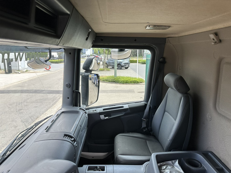 Вантажівка з закритим кузовом Scania P320 RETARDER - CLOSED BOX 8m25 x 2m47 x 2m30 - TAILLIFT 2000kg - EURO 6 - GOOD CONDITION: фото 10