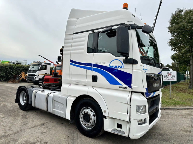 MAN TGX 18.440 RETARDER - PTO HYDR - FRIGO - SPOILERS - EURO 6 - CAMERA - AUTO - BE TRUCK - Тягач: фото 1 MAN TGX 18.440 RETARDER - PTO HYDR - FRIGO - SPOILERS - EURO 6 - CAMERA - AUTO - BE TRUCK - Тягач: фото 1