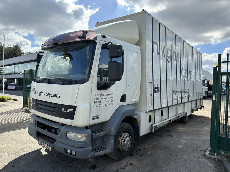 DAF LF 55.250 12T - GLASTRANSPORT / GLASRESTEEL - AIR SUSPENSION - EURO 4 - BELGIAN REGISTRATION - Вантажівка: фото 3 DAF LF 55.250 12T - GLASTRANSPORT / GLASRESTEEL - AIR SUSPENSION - EURO 4 - BELGIAN REGISTRATION - Вантажівка: фото 3
