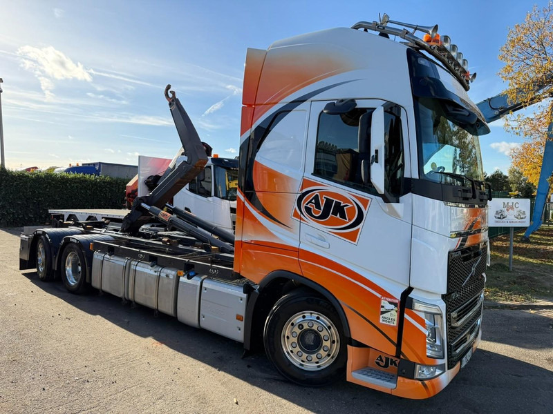 Volvo FH 460 6x2 GLOBE XL AJK HOOKLIFT - *FULL AIR* - DYNAMIC STEERING - I PARK COOL - LIFT + STEERING - ALCOA - BE TRUCK - TOP CONDITION - Гаковий мультиліфт вантажівка: фото 1 Volvo FH 460 6x2 GLOBE XL AJK HOOKLIFT - *FULL AIR* - DYNAMIC STEERING - I PARK COOL - LIFT + STEERING - ALCOA - BE TRUCK - TOP CONDITION - Гаковий мультиліфт вантажівка: фото 1