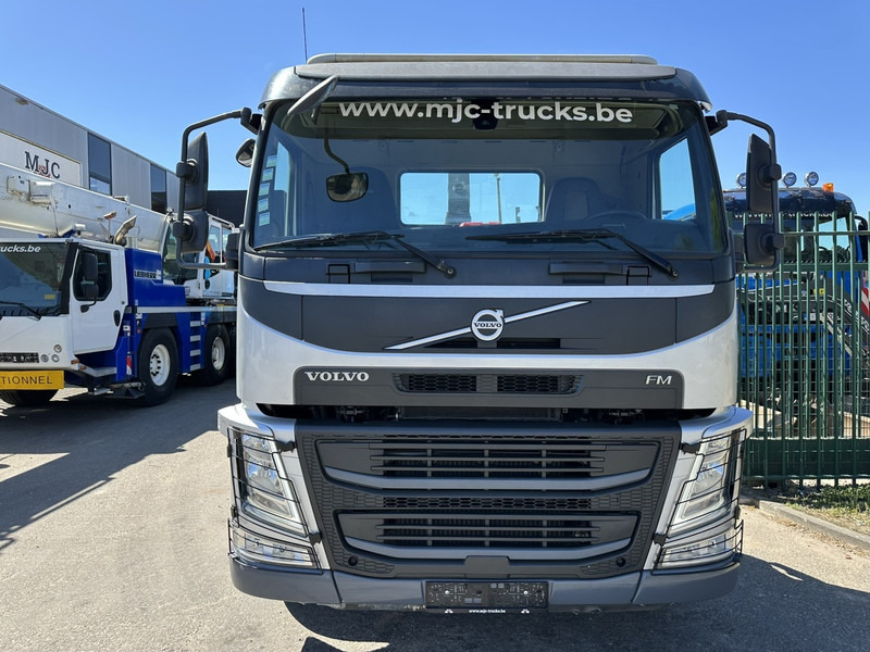 Volvo FM 420 6x4 AJK HOOKLIFT / HAAK 20T - 5760mm - WB 3m90 - *266.000km* - HUB REDUCTION / STEEL SUSPENSION - EURO 6 - BE TRUCK - Гаковий мультиліфт вантажівка: фото 2 Volvo FM 420 6x4 AJK HOOKLIFT / HAAK 20T - 5760mm - WB 3m90 - *266.000km* - HUB REDUCTION / STEEL SUSPENSION - EURO 6 - BE TRUCK - Гаковий мультиліфт вантажівка: фото 2