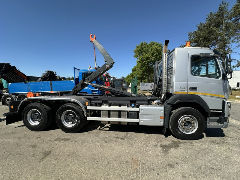 Volvo FM 420 6x4 AJK HOOKLIFT / HAAK 20T - 5760mm - WB 3m90 - *266.000km* - HUB REDUCTION / STEEL SUSPENSION - EURO 6 - BE TRUCK - Гаковий мультиліфт вантажівка: фото 4 Volvo FM 420 6x4 AJK HOOKLIFT / HAAK 20T - 5760mm - WB 3m90 - *266.000km* - HUB REDUCTION / STEEL SUSPENSION - EURO 6 - BE TRUCK - Гаковий мультиліфт вантажівка: фото 4