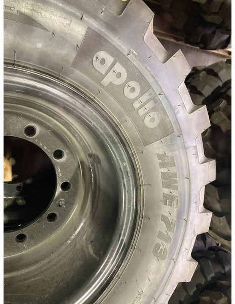 Apollo 1000 x 20 Set / 10.00 x 20: 4x2 Tyres - Шини і диски в категорії Будівельна техніка: фото 3 Apollo 1000 x 20 Set / 10.00 x 20: 4x2 Tyres - Шини і диски в категорії Будівельна техніка: фото 3