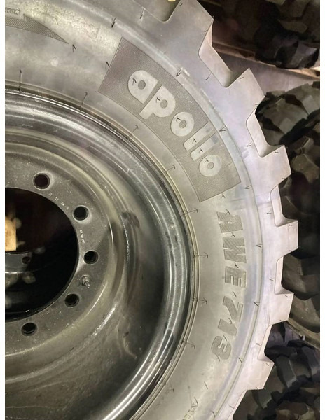 Apollo 1000 x 20 Set / 10.00 x 20: 4x2 Tyres - Шини і диски в категорії Будівельна техніка: фото 3 Apollo 1000 x 20 Set / 10.00 x 20: 4x2 Tyres - Шини і диски в категорії Будівельна техніка: фото 3