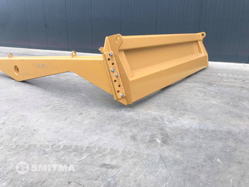 Cat 725C - Гідроборт в категорії Будівельна техніка: фото 2 Cat 725C - Гідроборт в категорії Будівельна техніка: фото 2