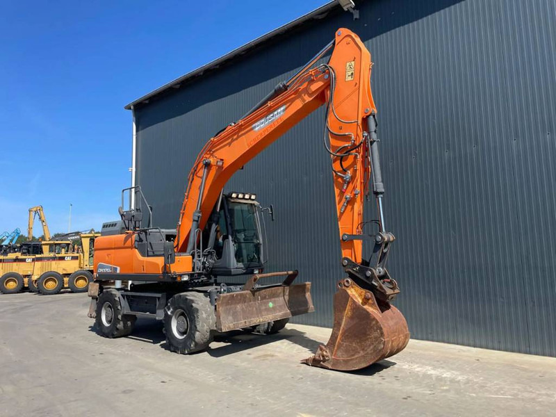 Doosan DX170W-5 - Колісний екскаватор: фото 3 Doosan DX170W-5 - Колісний екскаватор: фото 3