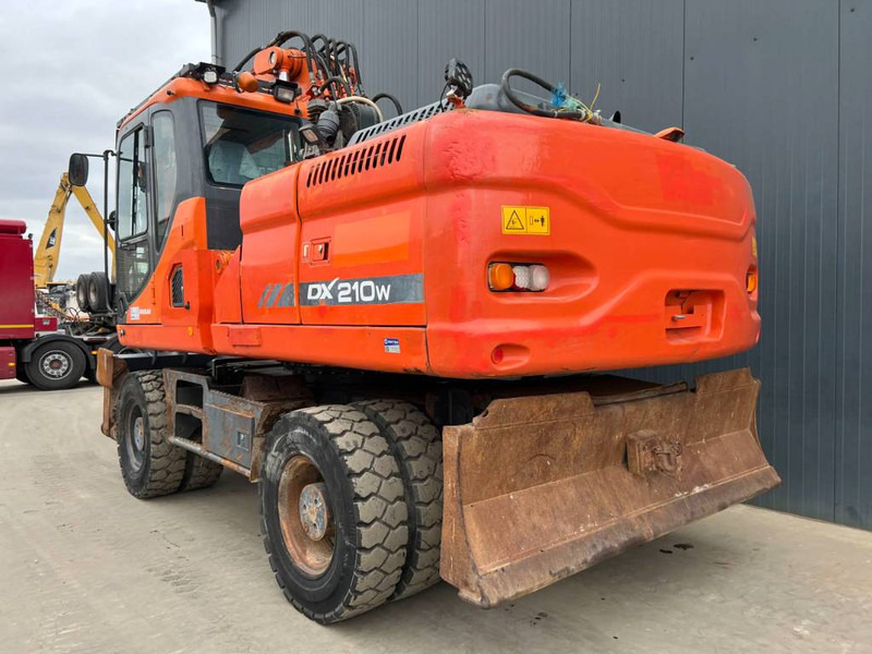 Doosan DX210W - Колісний екскаватор: фото 2 Doosan DX210W - Колісний екскаватор: фото 2
