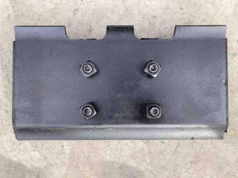 Dynapac Rubber Asphalt Pads - Рама/ Шасі в категорії Будівельна техніка: фото 1 Dynapac Rubber Asphalt Pads - Рама/ Шасі в категорії Будівельна техніка: фото 1