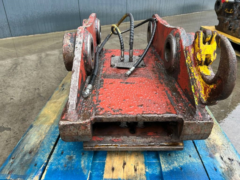 Engcon S70 - 323D - Зчіпний пристрій в категорії Будівельна техніка: фото 2 Engcon S70 - 323D - Зчіпний пристрій в категорії Будівельна техніка: фото 2