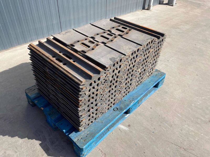 Hyundai R210 / R215 / R220 / R235 / R250 / R260 - Рама/ Шасі в категорії Будівельна техніка: фото 1 Hyundai R210 / R215 / R220 / R235 / R250 / R260 - Рама/ Шасі в категорії Будівельна техніка: фото 1