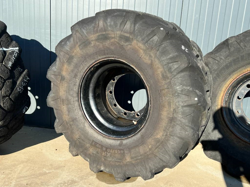 Michelin 445/70R19.5 incl. rim - Шини і диски в категорії Будівельна техніка: фото 4 Michelin 445/70R19.5 incl. rim - Шини і диски в категорії Будівельна техніка: фото 4