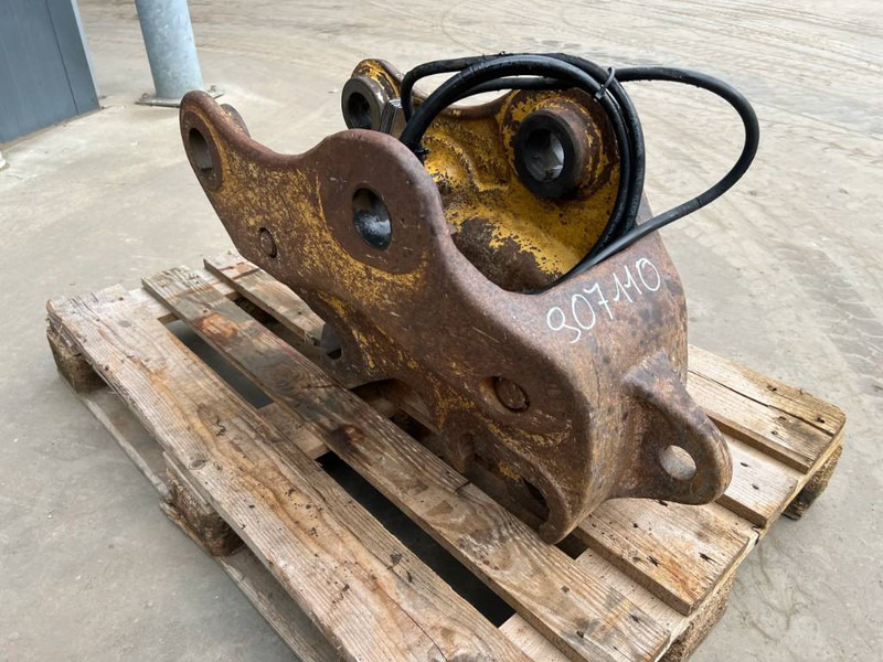 Miller Caterpillar 311D / 312D / 312E / 313F / 314D / 314 - Зчіпний пристрій в категорії Будівельна техніка: фото 3 Miller Caterpillar 311D / 312D / 312E / 313F / 314D / 314 - Зчіпний пристрій в категорії Будівельна техніка: фото 3