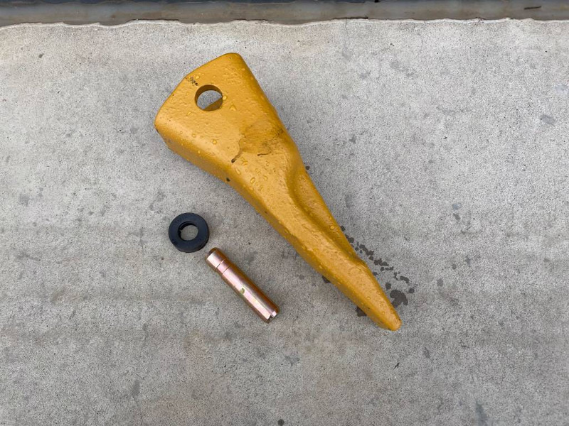 Cat 120H / 120M / 140H / 140M / 160H / 160M Ripper Tip - Навісне обладнання в категорії Будівельна техніка: фото 1 Cat 120H / 120M / 140H / 140M / 160H / 160M Ripper Tip - Навісне обладнання в категорії Будівельна техніка: фото 1