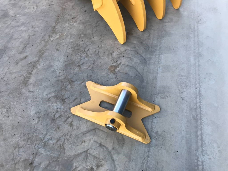 Новий Навісне обладнання в категорії Будівельна техніка Cat 324D / 325D / 329D / 329E Grab: фото 6