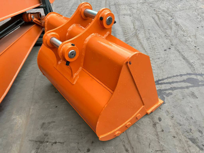 Hitachi ZX225 18m Set - Навісне обладнання в категорії Будівельна техніка: фото 4 Hitachi ZX225 18m Set - Навісне обладнання в категорії Будівельна техніка: фото 4