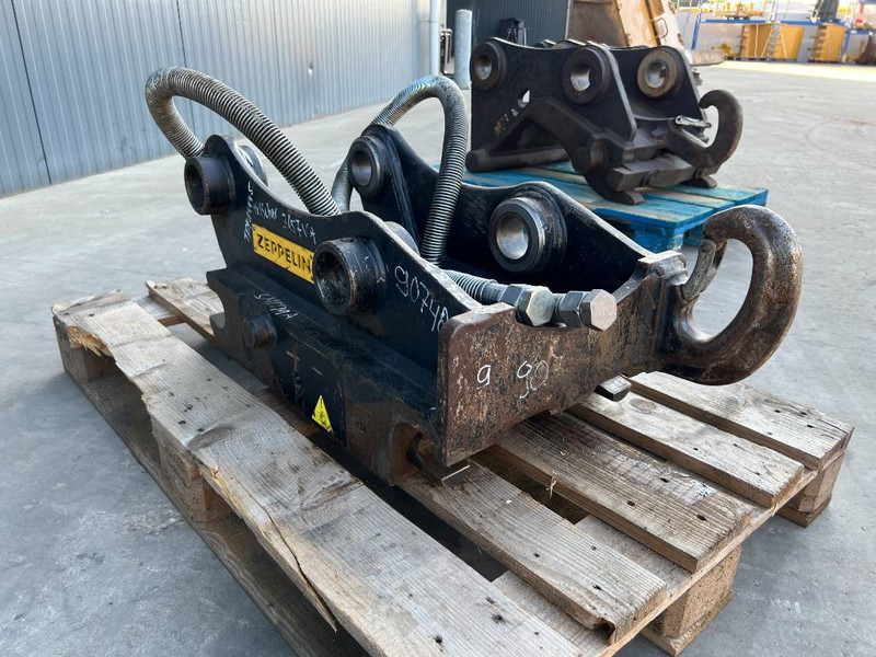 OilQuick OQ65 - 311F / 313F / 315F - Зчіпний пристрій в категорії Будівельна техніка: фото 3 OilQuick OQ65 - 311F / 313F / 315F - Зчіпний пристрій в категорії Будівельна техніка: фото 3