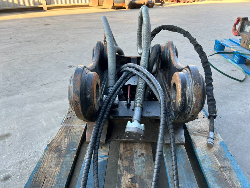 OilQuick OQ65 - M314F / M316F / M318F - Зчіпний пристрій в категорії Будівельна техніка: фото 5 OilQuick OQ65 - M314F / M316F / M318F - Зчіпний пристрій в категорії Будівельна техніка: фото 5