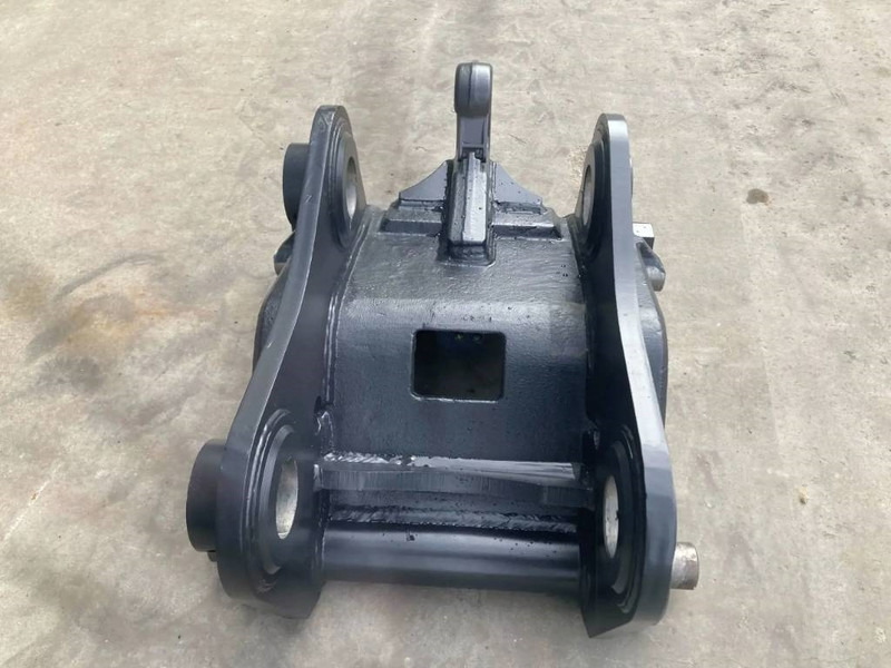 Smitma CW40 - EC220 - Зчіпний пристрій в категорії Будівельна техніка: фото 5 Smitma CW40 - EC220 - Зчіпний пристрій в категорії Будівельна техніка: фото 5