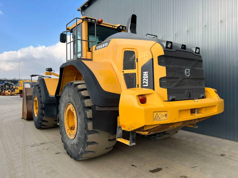 Volvo L220H - Колісний навантажувач: фото 2 Volvo L220H - Колісний навантажувач: фото 2
