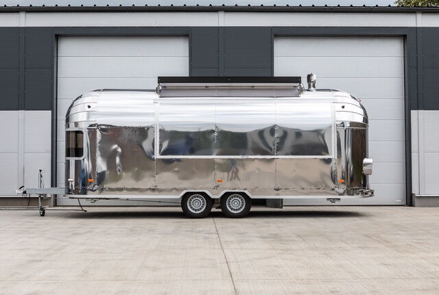 Airstream Catering Trailer | IN STOCK - Торговий причіп: фото 3 Airstream Catering Trailer | IN STOCK - Торговий причіп: фото 3