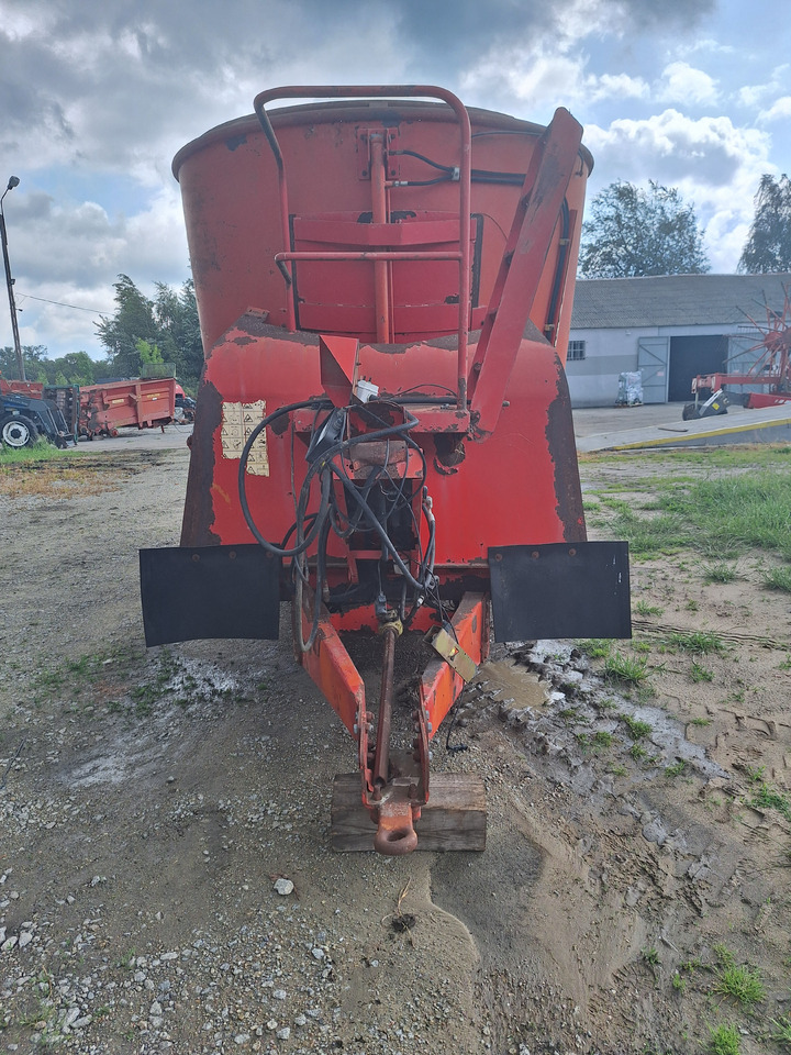 AGRAM BIG-FEED - Кормороздавач: фото 2 AGRAM BIG-FEED - Кормороздавач: фото 2