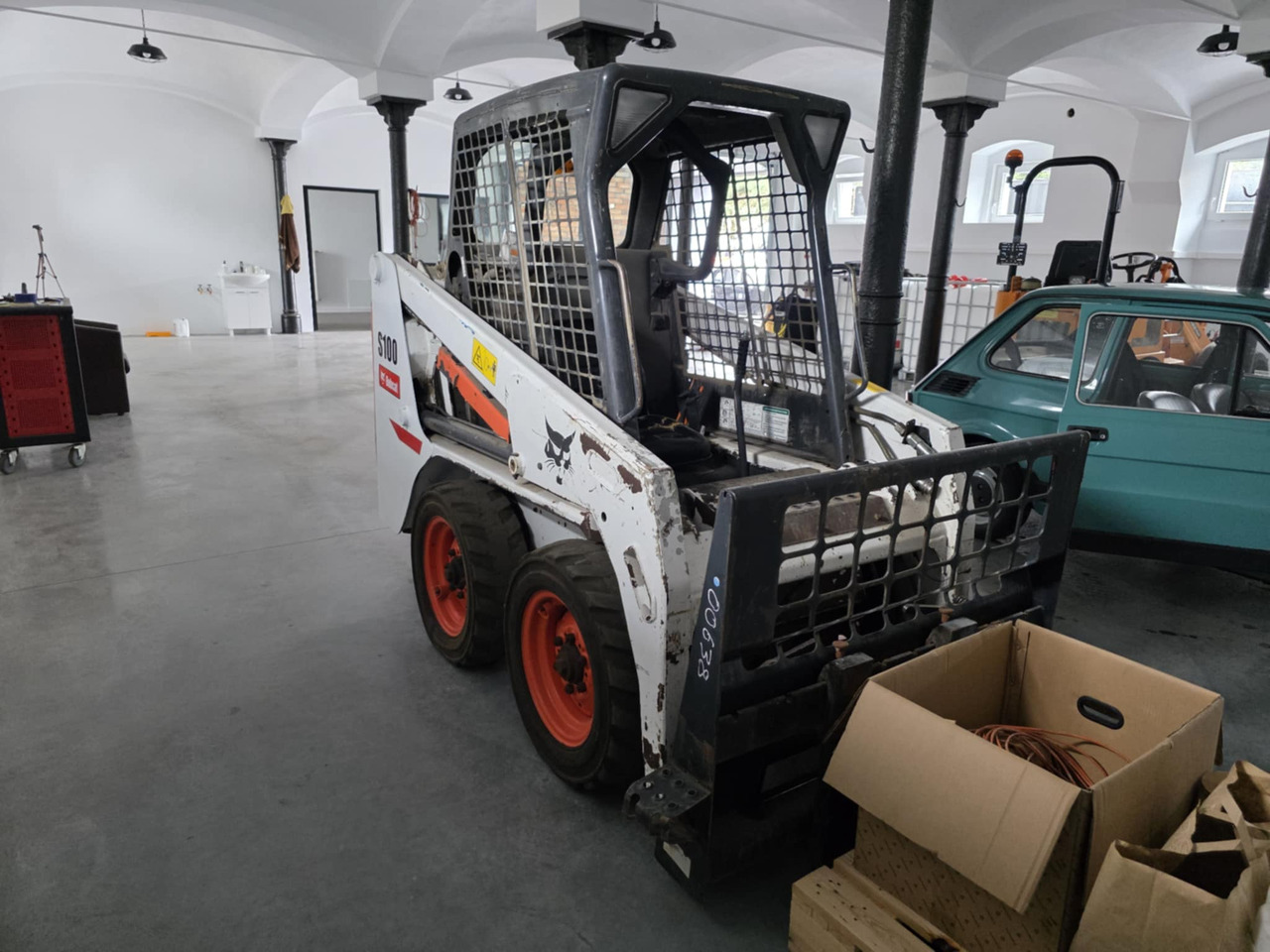 BOBCAT S100 - Міні-навантажувач: фото 2 BOBCAT S100 - Міні-навантажувач: фото 2