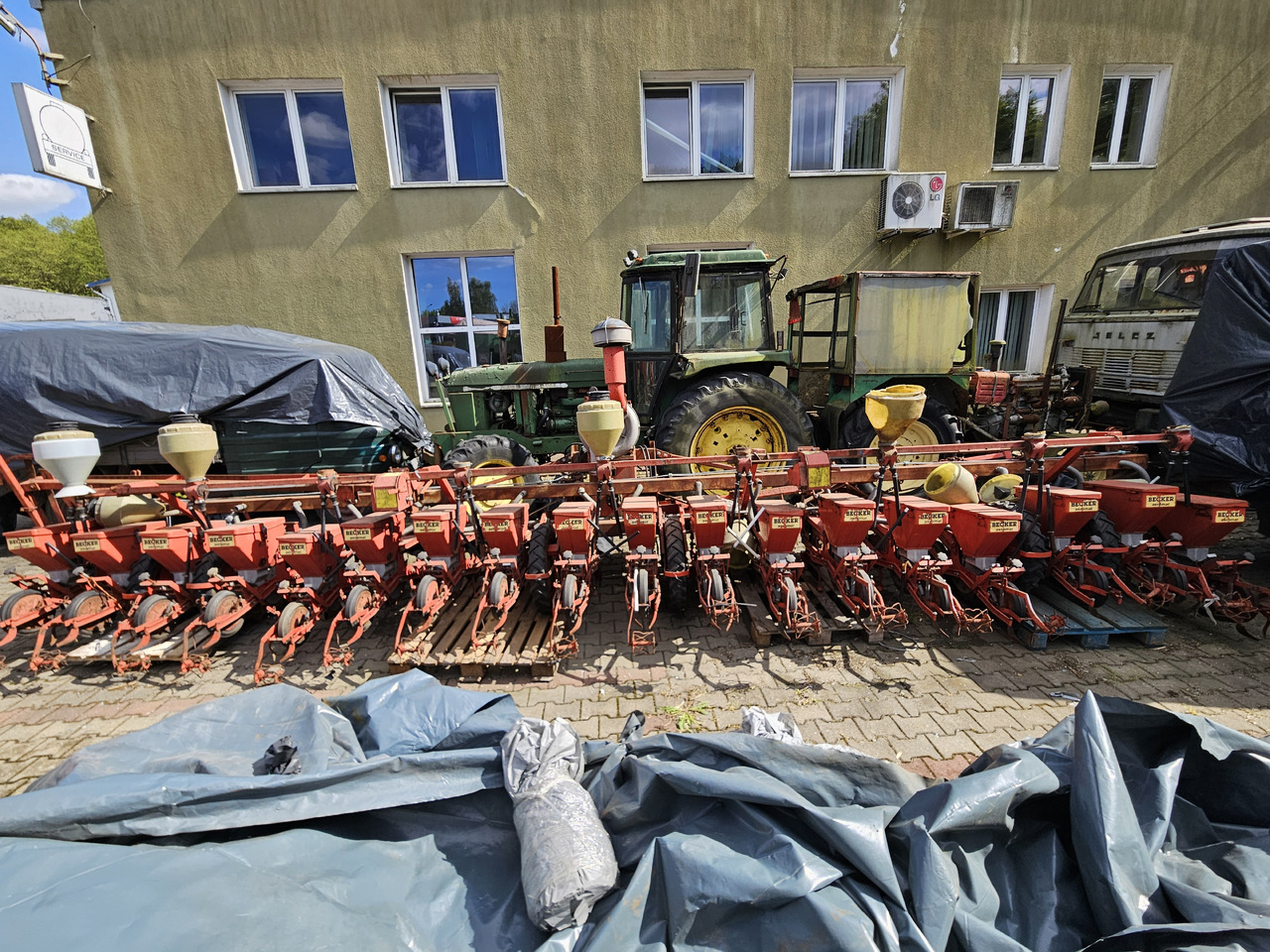 Becker Aeromat - Сівалка точного висіву: фото 1 Becker Aeromat - Сівалка точного висіву: фото 1