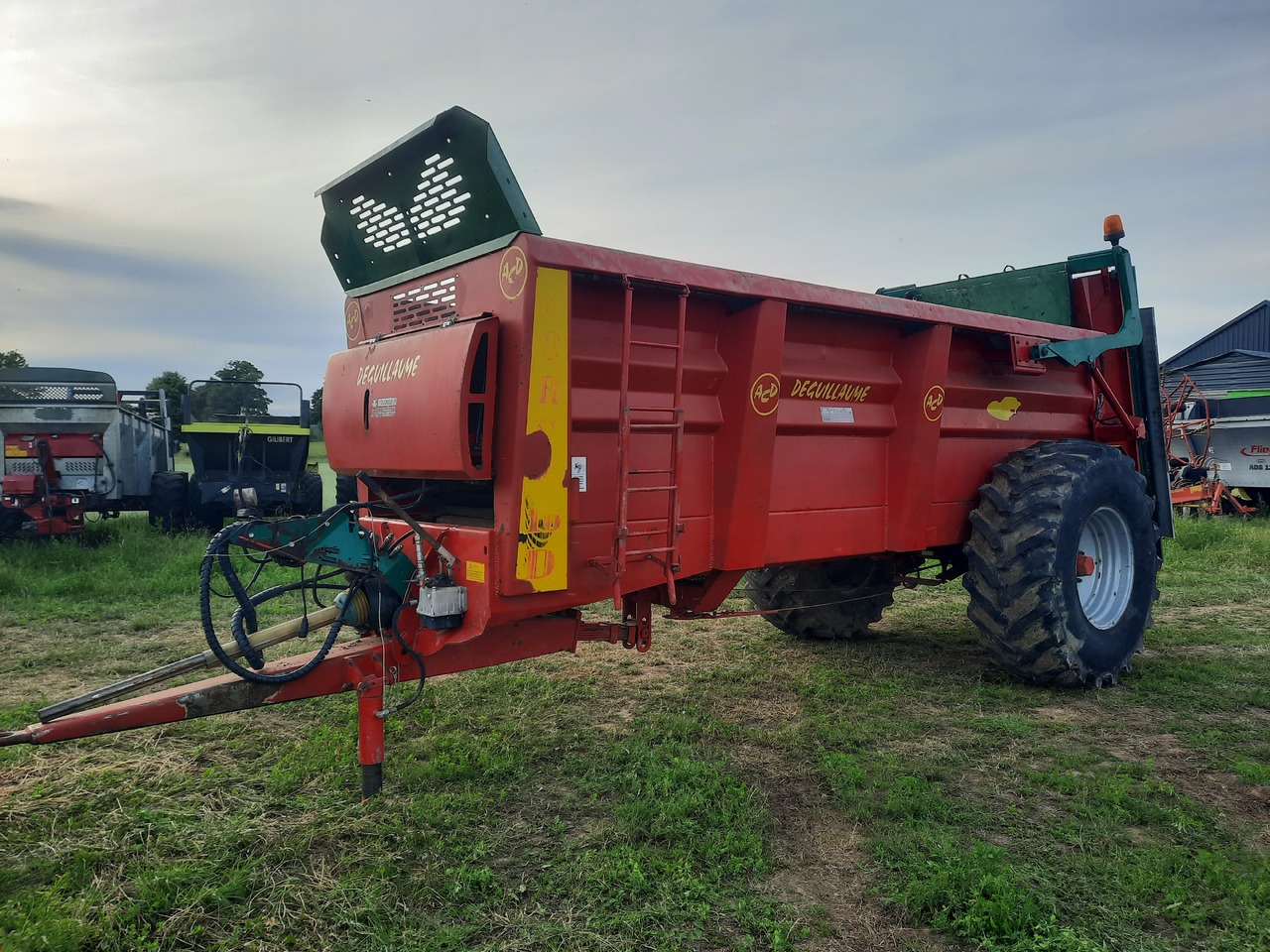 DEGUILLAUME Force 16 D - Гноєрозкидач: фото 3 DEGUILLAUME Force 16 D - Гноєрозкидач: фото 3