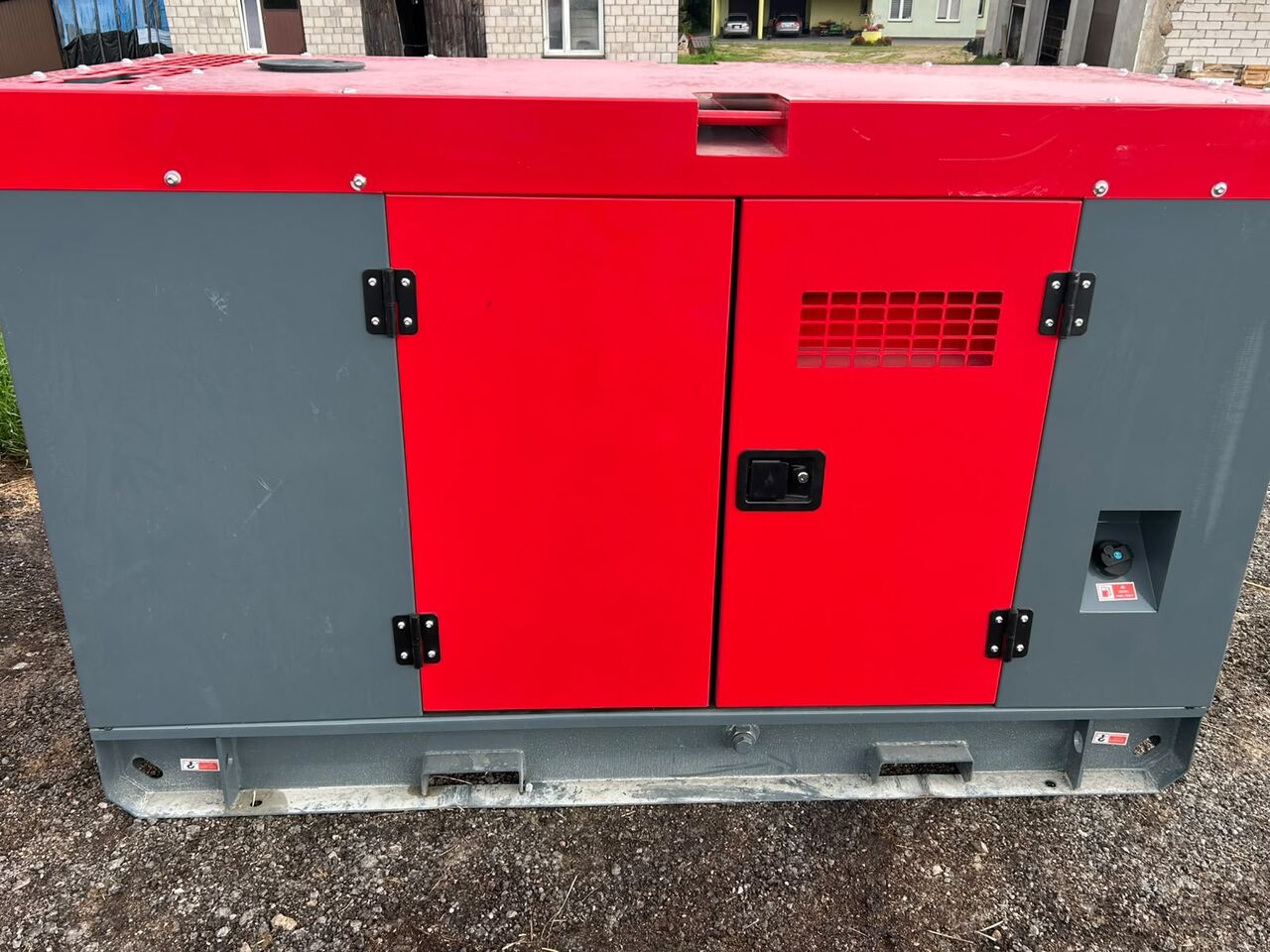 DEVOL POWER VG-R30 - Електричний генератор: фото 2 DEVOL POWER VG-R30 - Електричний генератор: фото 2