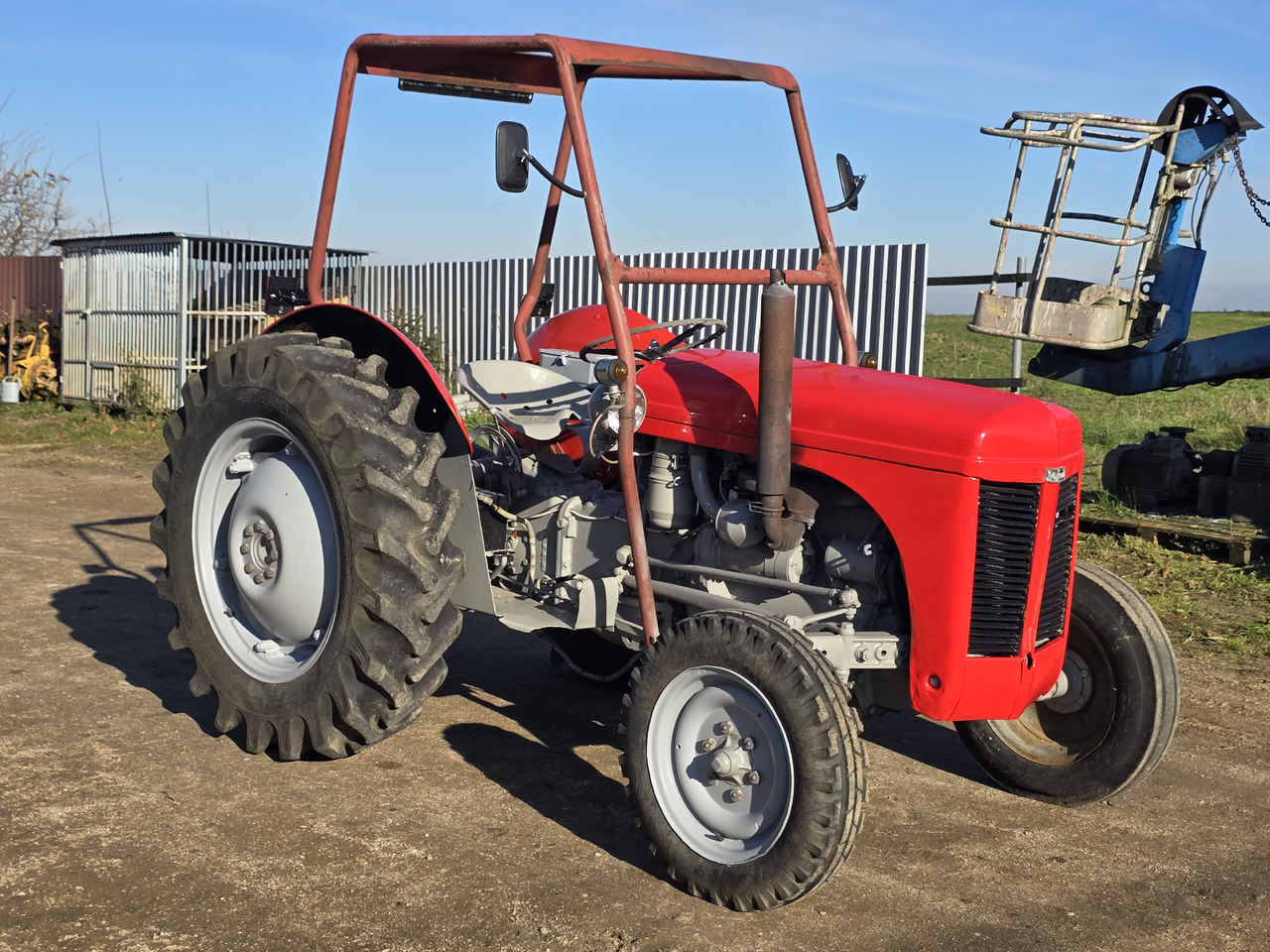 FERGUSON TEF20 - Трактор: фото 2 FERGUSON TEF20 - Трактор: фото 2