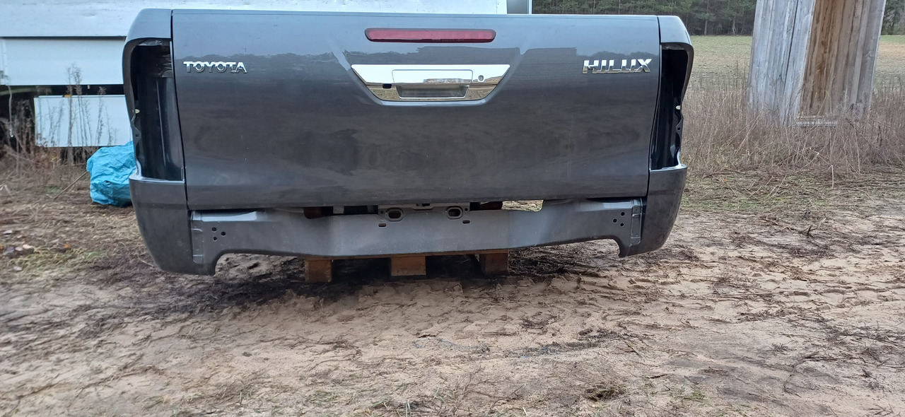 TOYOTA HILUX Extracab (2023 r.) NOWA paka skrzynia - Інша техніка: фото 5 TOYOTA HILUX Extracab (2023 r.) NOWA paka skrzynia - Інша техніка: фото 5
