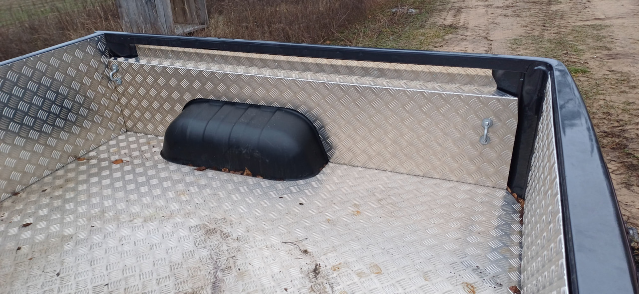 TOYOTA HILUX Extracab (2023 r.) NOWA paka skrzynia - Інша техніка: фото 4 TOYOTA HILUX Extracab (2023 r.) NOWA paka skrzynia - Інша техніка: фото 4