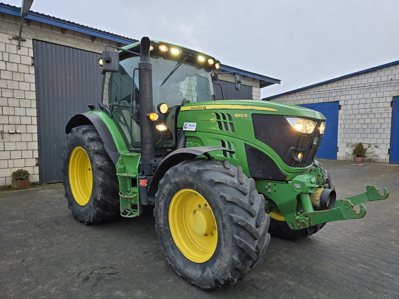 JOHN DEERE 6140R - Трактор: фото 1 JOHN DEERE 6140R - Трактор: фото 1