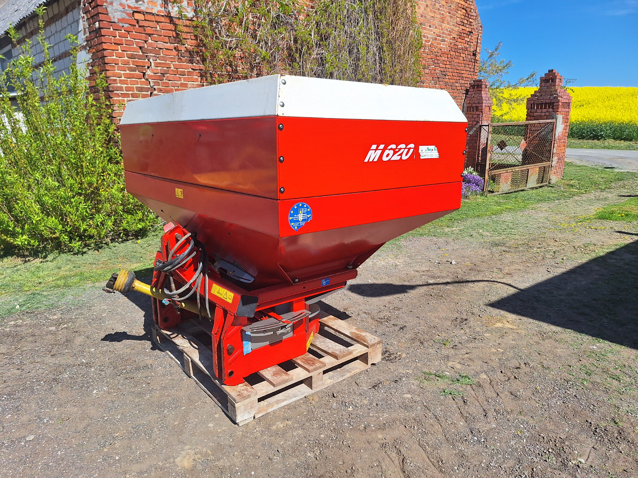 KUHN MDS935 - Розкидач добрив: фото 1 KUHN MDS935 - Розкидач добрив: фото 1
