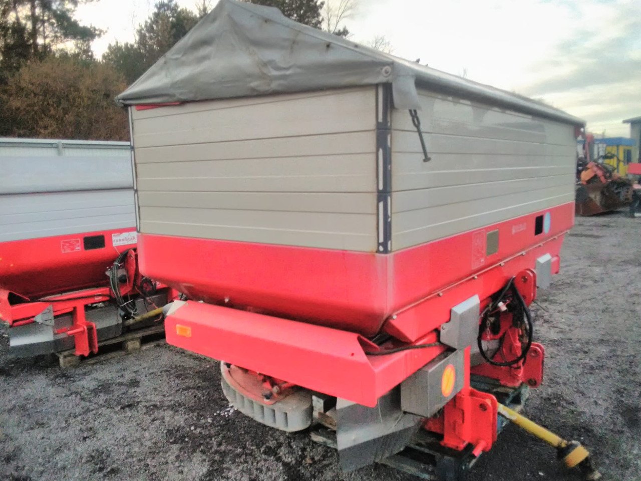 KVERNELAND EXACTA – TL - Розкидач добрив: фото 1 KVERNELAND EXACTA – TL - Розкидач добрив: фото 1