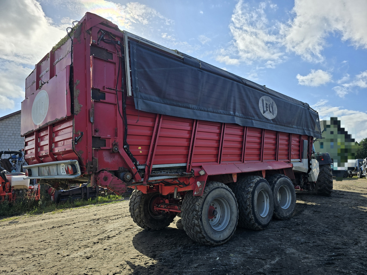 LELY Tigo XR 100D - Самозавантажувальний причіп: фото 5 LELY Tigo XR 100D - Самозавантажувальний причіп: фото 5