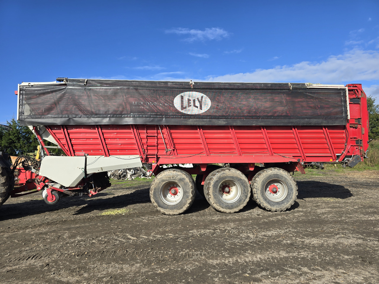 LELY Tigo XR 100D - Самозавантажувальний причіп: фото 2 LELY Tigo XR 100D - Самозавантажувальний причіп: фото 2