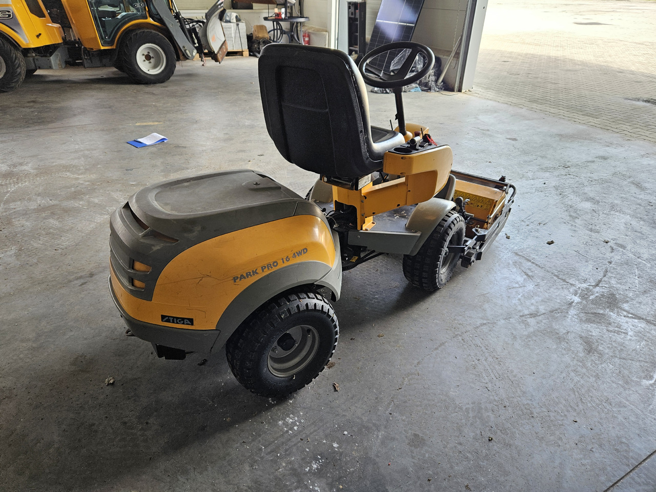 Stiga Park Pro 16 4WD - Газонокосарка: фото 4 Stiga Park Pro 16 4WD - Газонокосарка: фото 4