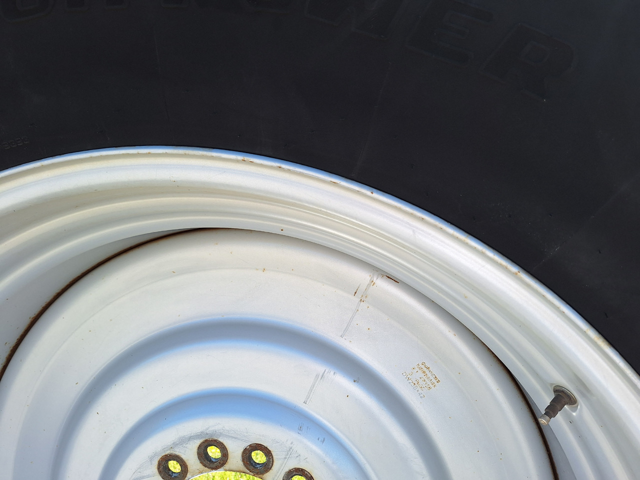 Trelleborg Trelleborg - Шина в категорії Будівельна техніка: фото 3 Trelleborg Trelleborg - Шина в категорії Будівельна техніка: фото 3