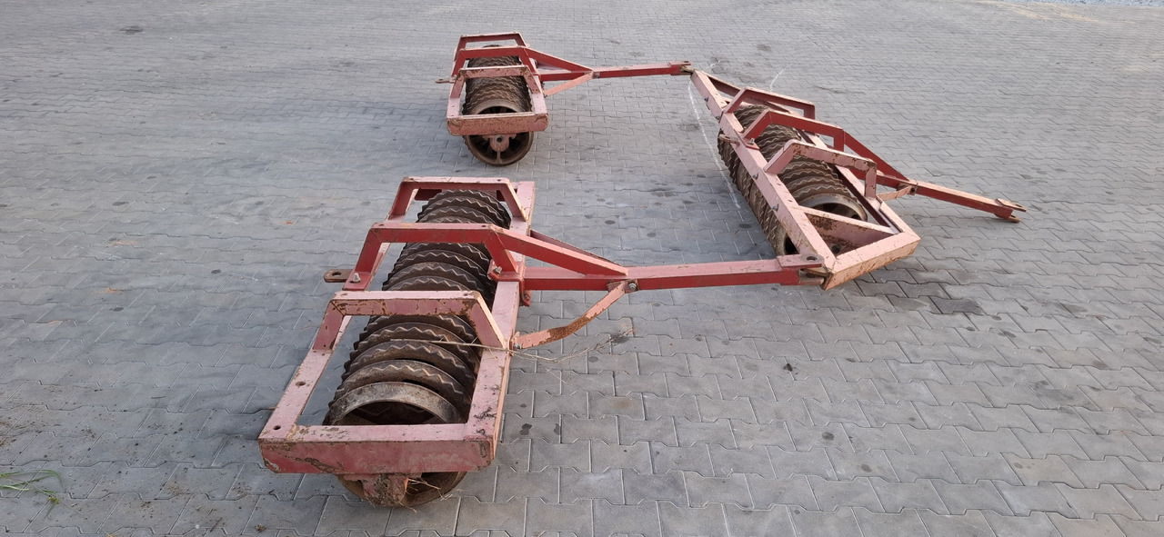 Wały posiewne 4.6 m - Каток польовий: фото 4 Wały posiewne 4.6 m - Каток польовий: фото 4