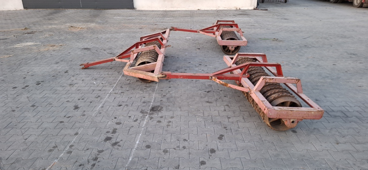 Wały posiewne 4.6 m - Каток польовий: фото 3 Wały posiewne 4.6 m - Каток польовий: фото 3