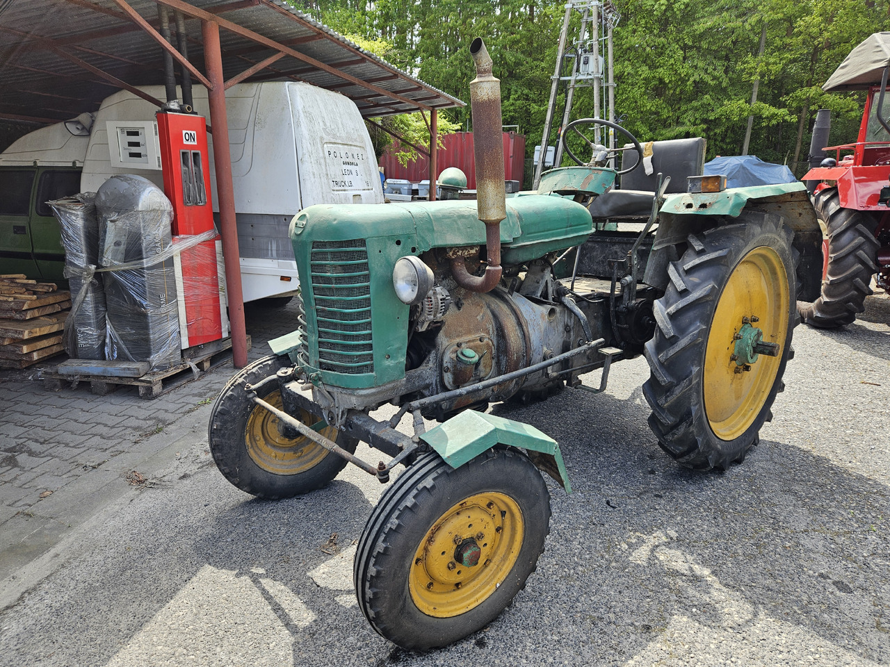 Zetor 25 - Трактор: фото 2 Zetor 25 - Трактор: фото 2