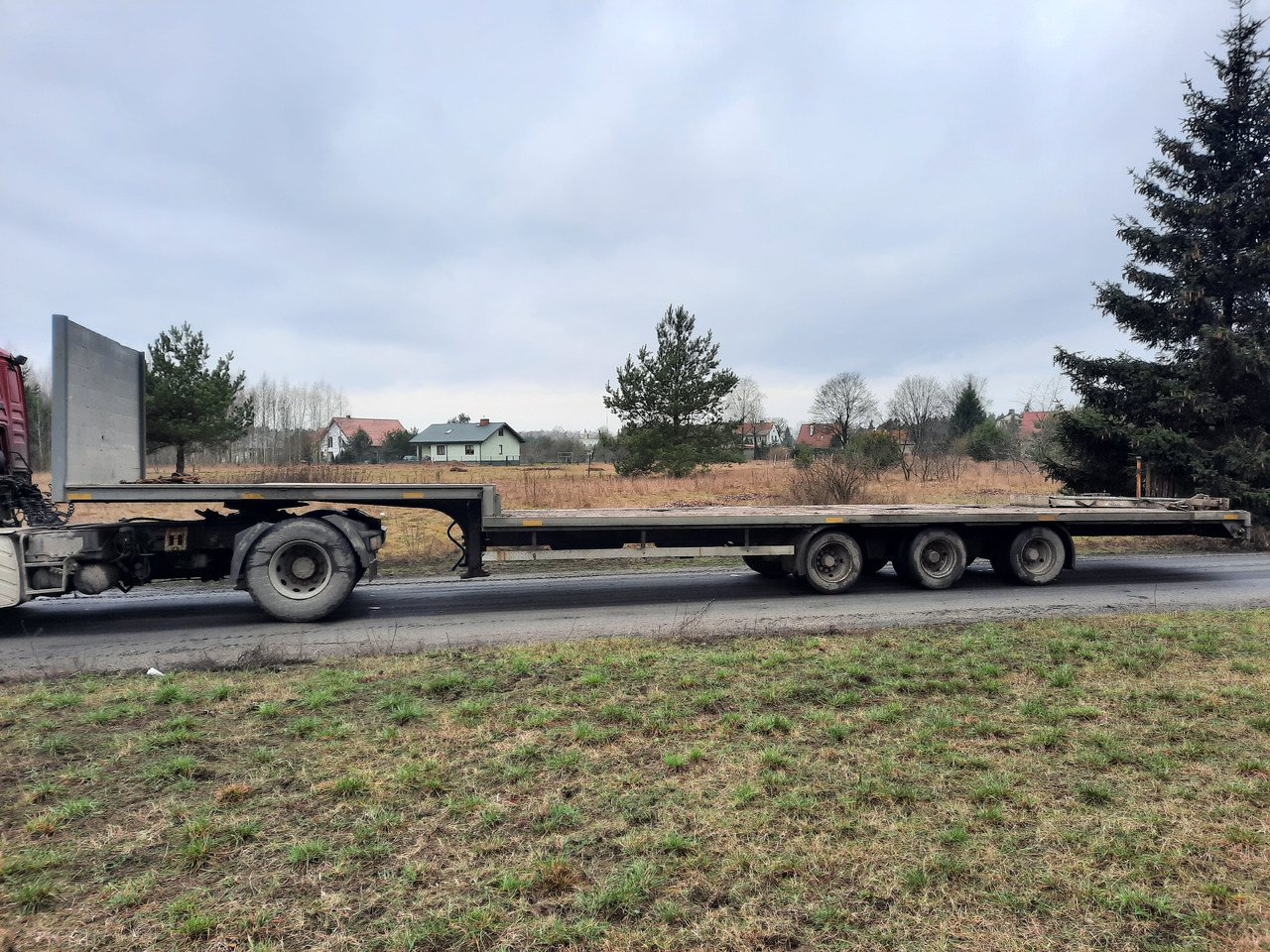 Fruehauf CNPTA3 - Низькорамна платформа напівпричіп: фото 3 Fruehauf CNPTA3 - Низькорамна платформа напівпричіп: фото 3