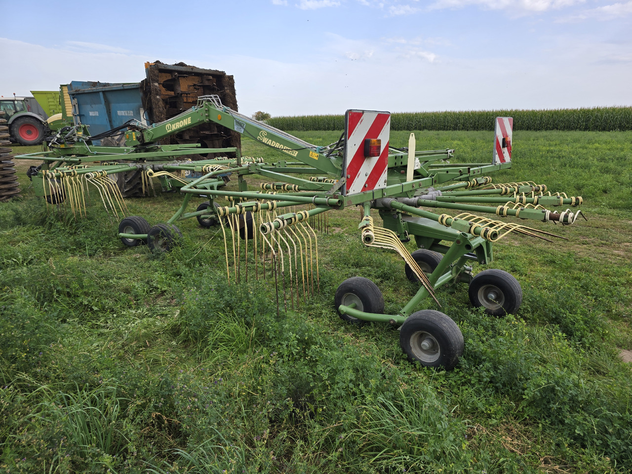 Krone Swadro 710/26T - Сіноворушилка: фото 4 Krone Swadro 710/26T - Сіноворушилка: фото 4