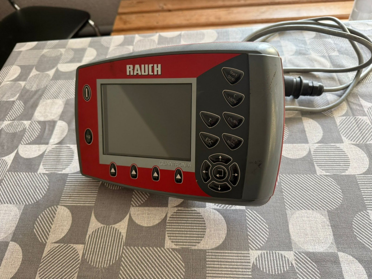 Kuhn Axis M 30.2 Q-V8 - Розкидач добрив: фото 2 Kuhn Axis M 30.2 Q-V8 - Розкидач добрив: фото 2