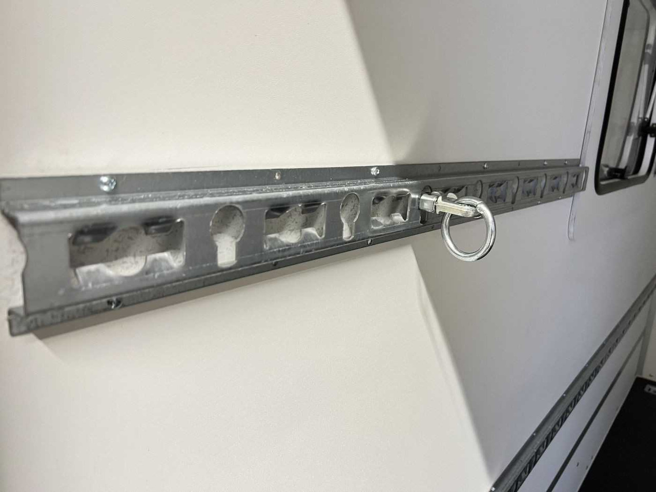 Новий Причіп для мотоцикла BLYSS F2030HTD Rampe Tür 2 Fenster Kofferanhänger: фото 10